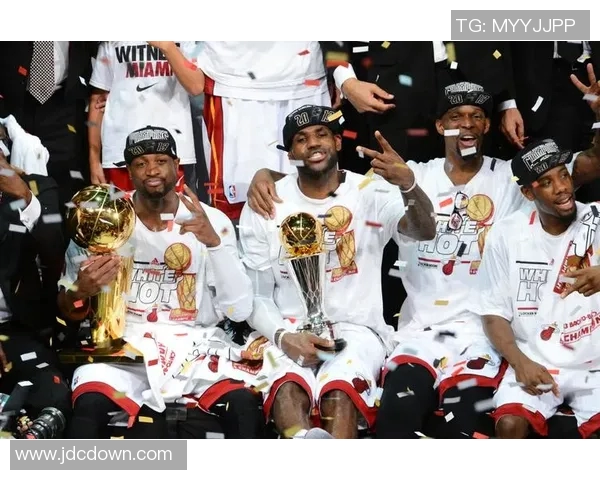 2013年热火与骑士的巅峰对决回顾与精彩瞬间分析 2013年热火与骑士的巅峰对决回顾与精彩瞬间分析