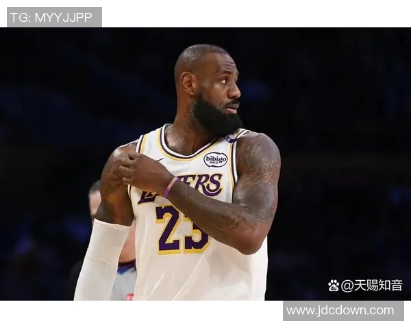 2018季前赛快船与湖人激战回顾精彩瞬间与球员表现分析 2018季前赛快船与湖人激战回顾精彩瞬间与球员表现分析