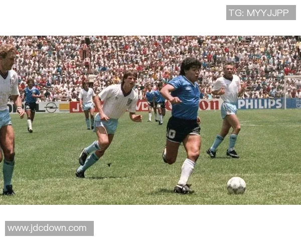 马拉多纳谈中国足球:潜力与挑战 马拉多纳谈中国足球:潜力与挑战