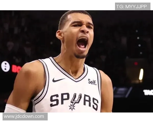 文班亚马法国队首秀狂砍27分轻取意大利引发NBA球探高度关注 文班亚马法国队首秀狂砍27分轻取意大利引发NBA球探高度关注