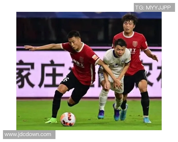 亚足协杯激战正酣各路球队争夺荣耀与梦想的舞台 亚足协杯激战正酣各路球队争夺荣耀与梦想的舞台