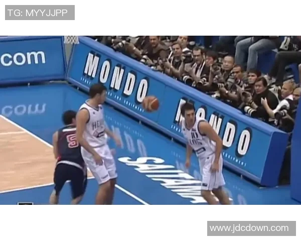 梦七队与希腊的巅峰对决展现篮球魅力与团队精神的精彩较量